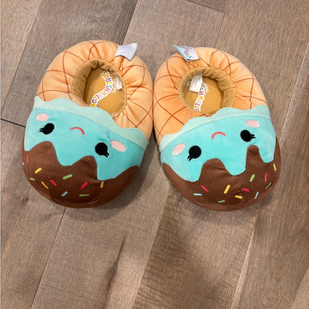 Squishmallows Kids Size 2-3 Maya The Mint Ice Cream Slipper